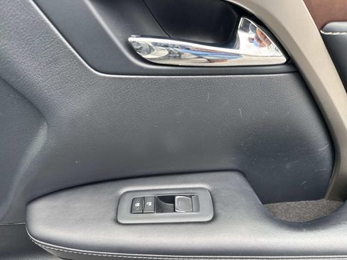 Used 2021 Lexus RX 350L FWD w/ Premium Package image 15
