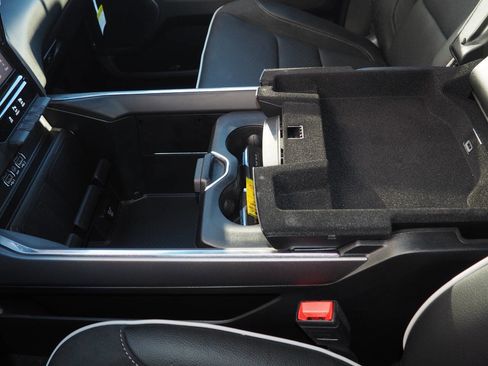 New 2025 RAM 1500 Laramie image 22