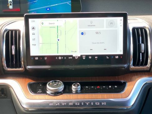 New 2025 Ford Expedition Max King Ranch AWD/4WD image 29
