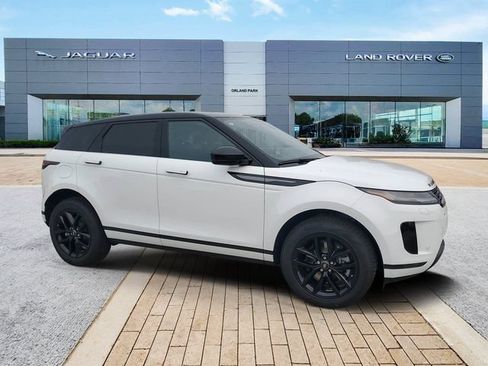 Used 2026 Land Rover Range Rover Evoque S AWD/4WD image 3
