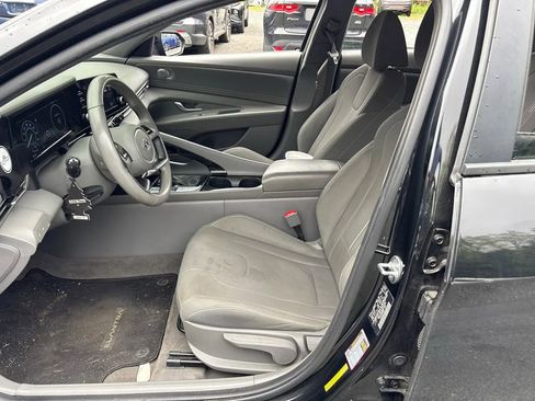 Used 2021 Hyundai Elantra SEL w/ Convenience Package FWD image 26