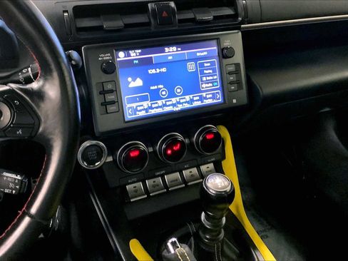 Used 2022 Subaru BRZ Limited image 6