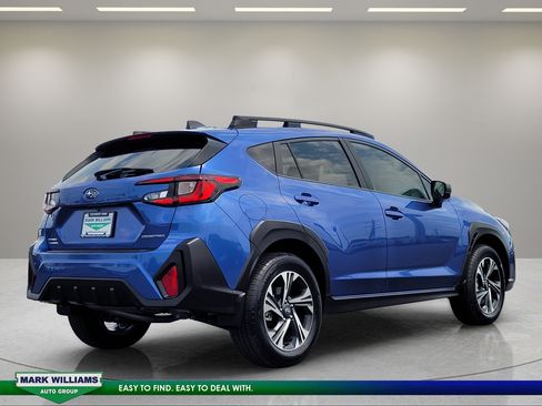 Used 2025 Subaru Crosstrek 2.5i Premium AWD/4WD image 4