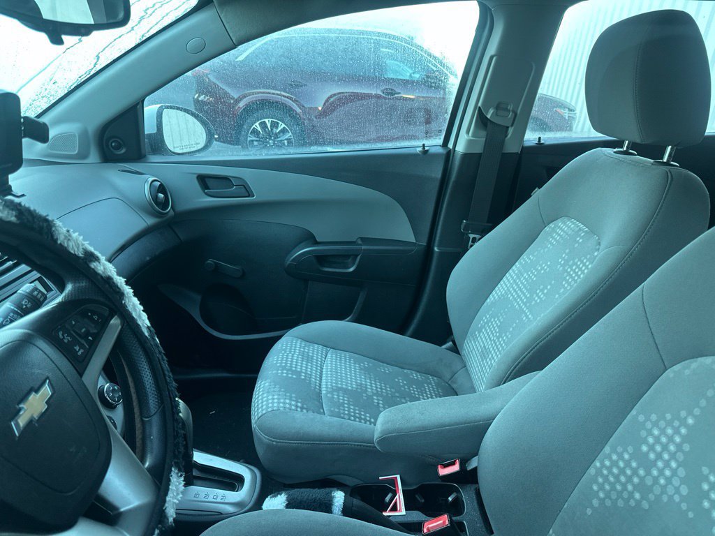 Used 2016 Chevrolet Sonic LS FWD image 7