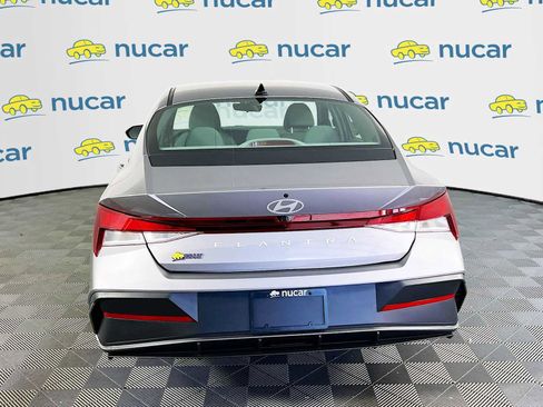 Used 2024 Hyundai Elantra SEL image 6