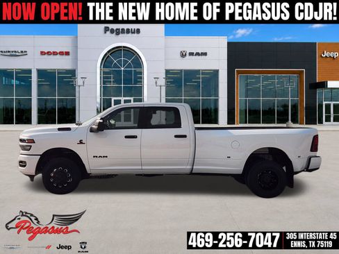 New 2027 RAM 3500 Big Horn AWD/4WD image 3
