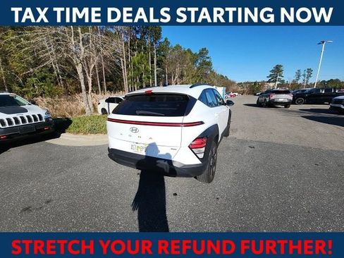 Used 2024 Hyundai Kona SEL image 10