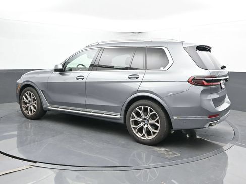 Used 2026 BMW X7 xDrive40i AWD/4WD image 9