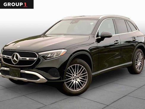Used 2023 Mercedes-Benz GLC 300 4MATIC image 1