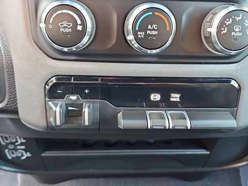 Used 2024 RAM 2500 Big Horn image 19