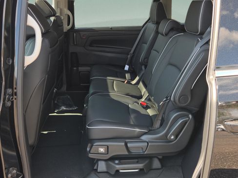 New 2026 Honda Odyssey Elite image 12