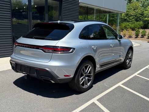 Certified 2026 Porsche Macan Turbo AWD/4WD image 7