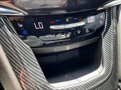 Used 2020 Cadillac XT6 Sport AWD/4WD image 24