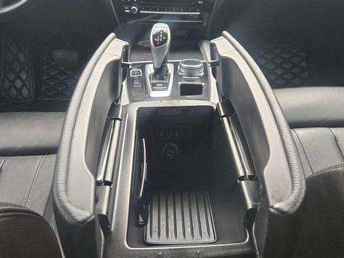 Used 2018 BMW X5 xDrive35i w/ M Sport Package AWD/4WD image 19
