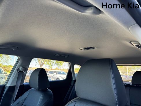 New 2026 Kia Seltos EX image 18