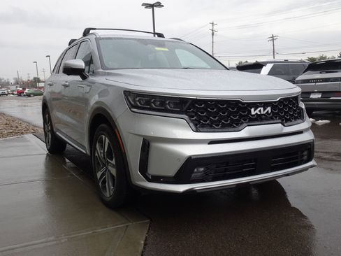 Used 2023 Kia Sorento SX Prestige image 6