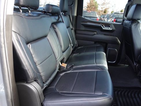 Used 2023 GMC Sierra 1500 Elevation image 31