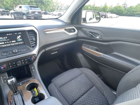 Used 2019 GMC Acadia SLE AWD/4WD image 11