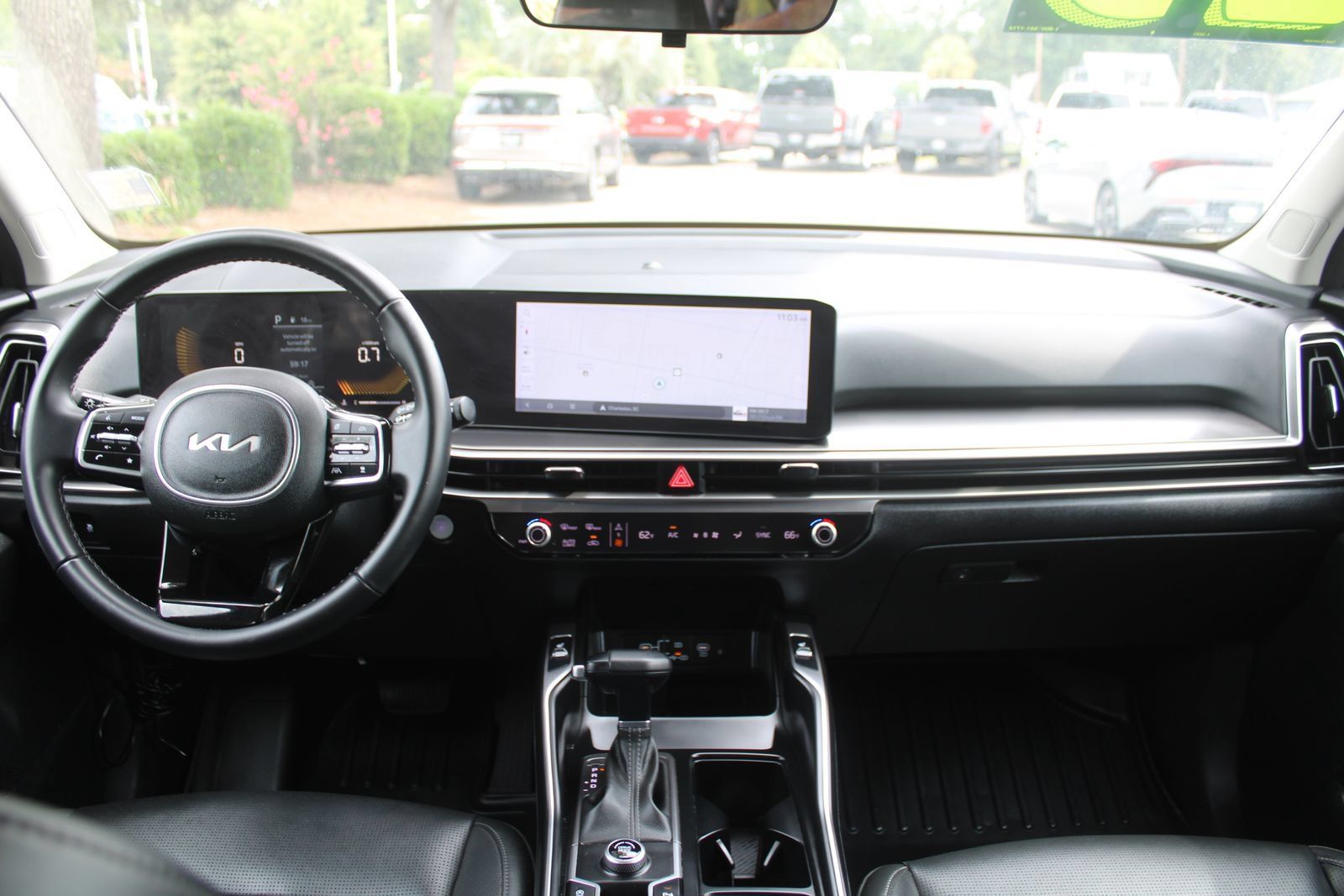 Certified 2025 Kia Sorento S FWD image 23