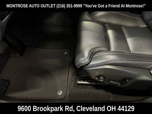 Used 2024 Volvo XC60 T8 Ultimate w/ Protection Package Premier AWD/4WD image 15
