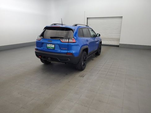 Used 2020 Jeep Cherokee Trailhawk w/ Cold Weather Group AWD/4WD image 9
