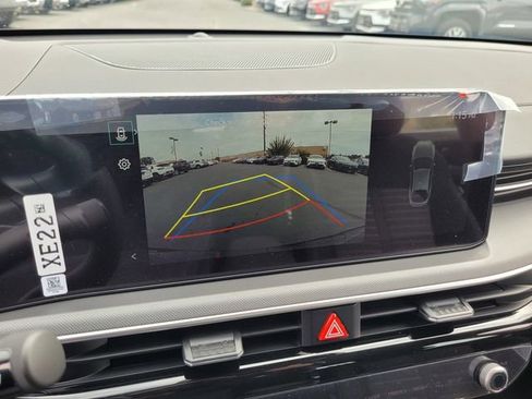 New 2026 Kia K5 LXS image 10