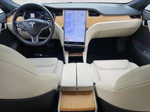 Used 2020 Tesla Model S Long Range Plus AWD/4WD image 17