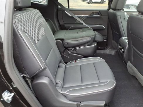 New 2026 GMC Acadia Denali w/ Super Cruise Package image 24