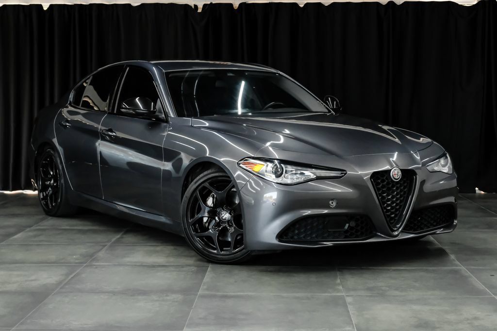 Used 2021 Alfa Romeo Giulia Sprint w/ Nero Edizione RWD image 7