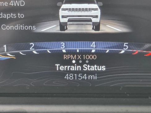Used 2024 Jeep Wagoneer Series II AWD/4WD image 30