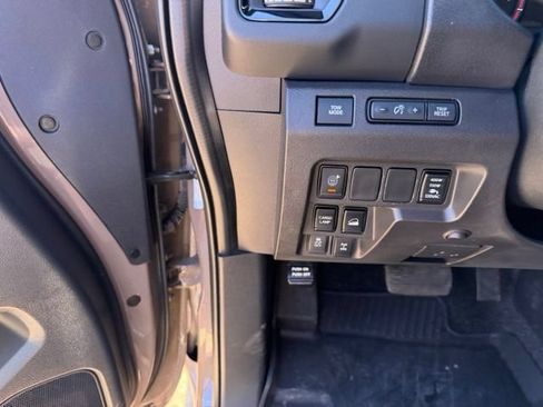 Used 2023 Nissan Frontier PRO-4X w/ Pro Convenience Package AWD/4WD image 17