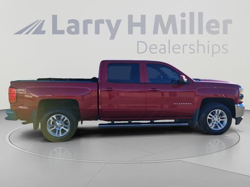 Used 2018 Chevrolet Silverado 1500 LT w/ All Star Edition RWD image 6