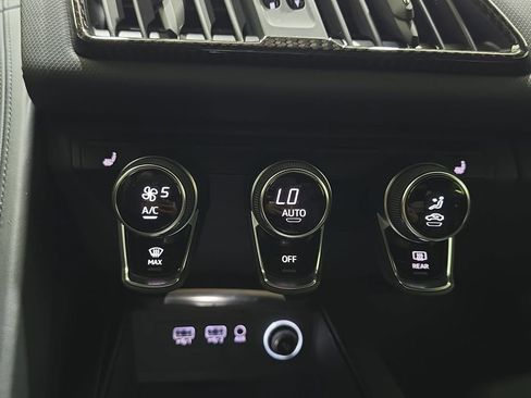Used 2018 Audi R8 V10 plus w/ Black Optic Package AWD/4WD image 25