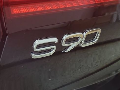 Used 2022 Volvo S90 B6 Inscription w/ Advanced Package AWD/4WD image 6