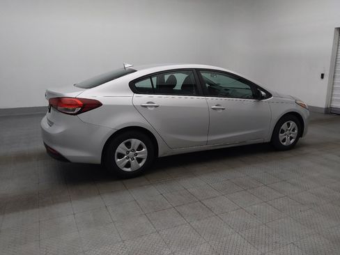 Used 2017 Kia Forte LX FWD image 10