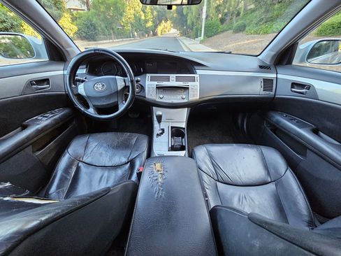 Used 2005 Toyota Avalon Touring image 30