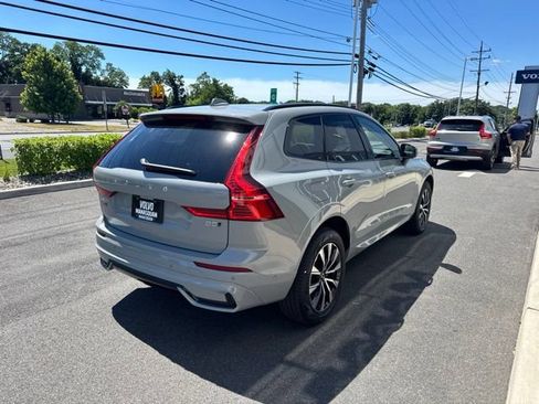 Certified 2025 Volvo XC60 B5 Plus AWD/4WD image 5