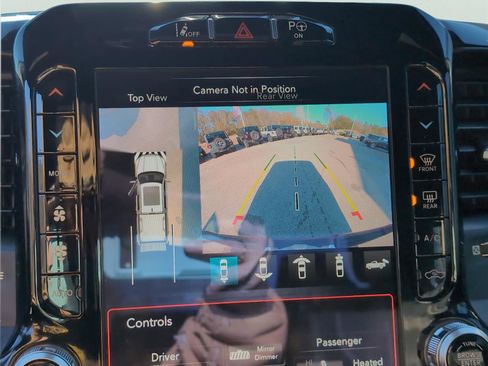 Used 2019 RAM 1500 Laramie image 26