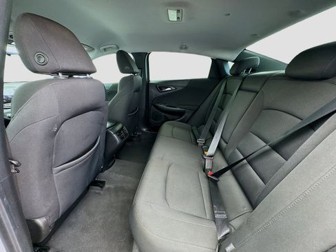 Used 2019 Chevrolet Malibu LT image 14