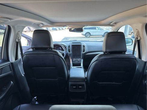 Used 2022 Ford Edge SEL w/ Convenience Package AWD/4WD image 11