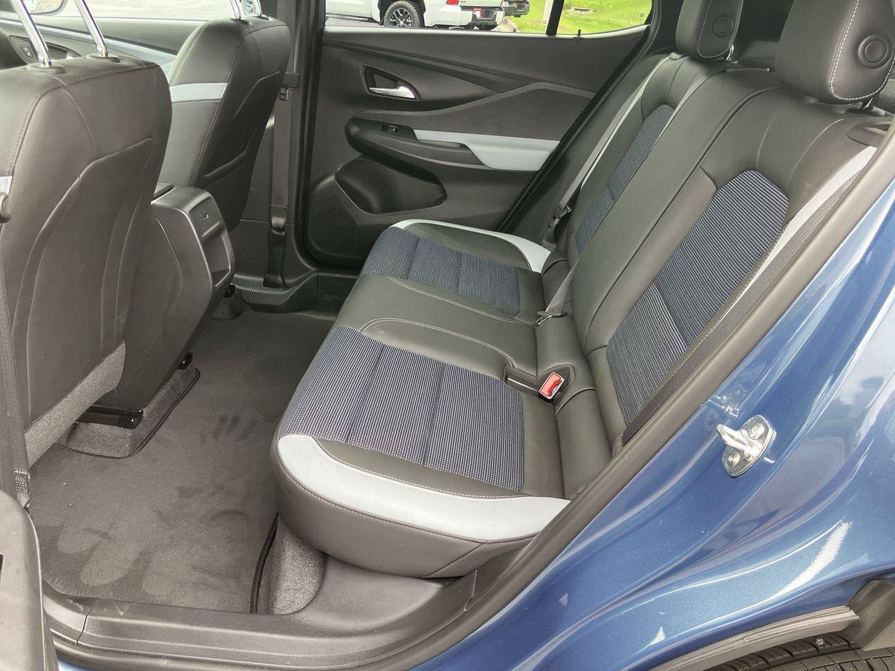 Used 2025 Buick Envista Preferred w/ Convenience I Package FWD image 22