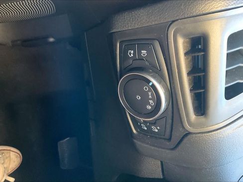 Used 2016 Ford Focus SE w/ Equipment Group 201A FWD image 31