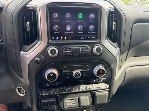 Used 2019 GMC Sierra 1500 SLT w/ X31 Off-Road Package image 11