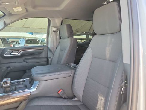 Used 2023 Chevrolet Silverado 1500 LT Trail Boss w/ LPO, Dark Essentials Package image 11