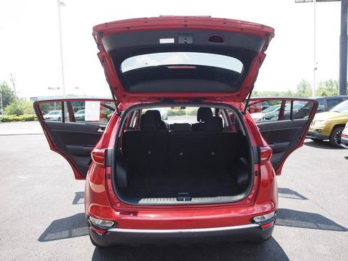 Used 2022 Kia Sportage LX w/ LX AWD Value Edition Package image 5