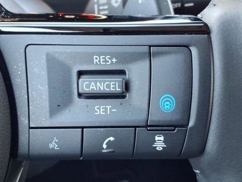 Certified 2024 Nissan Rogue Platinum w/ Platinum Premium Package image 30