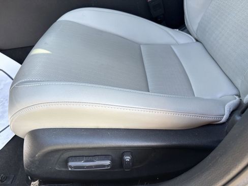 Used 2024 Honda Civic Touring image 14