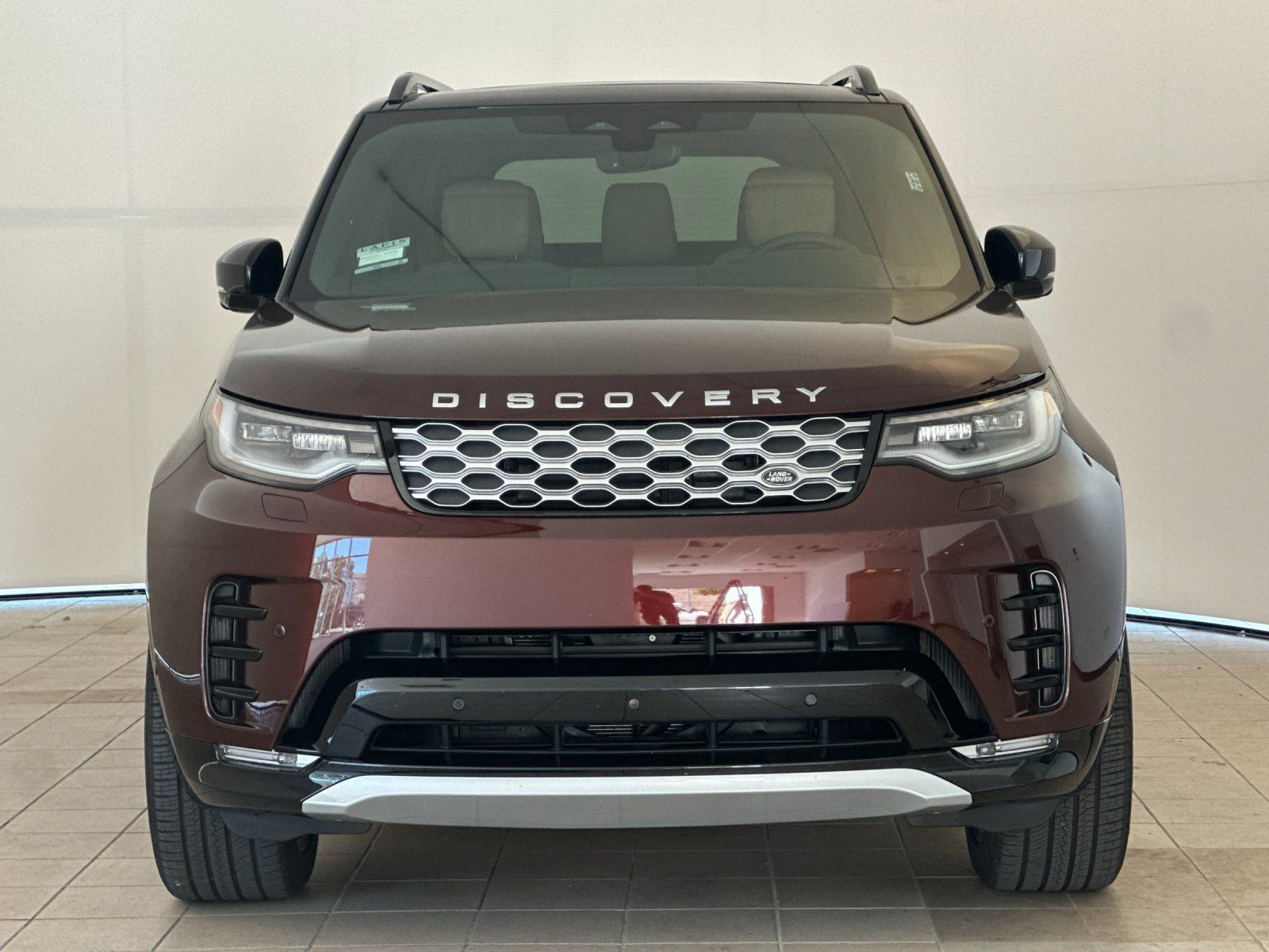 Used 2026 Land Rover Discovery Limited Edition AWD/4WD image 9