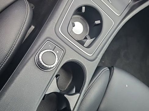 Used 2020 Mercedes-Benz GLA 250 GLA 250 image 20