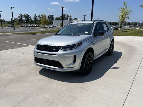 Used 2025 Land Rover Discovery Sport S AWD/4WD image 4